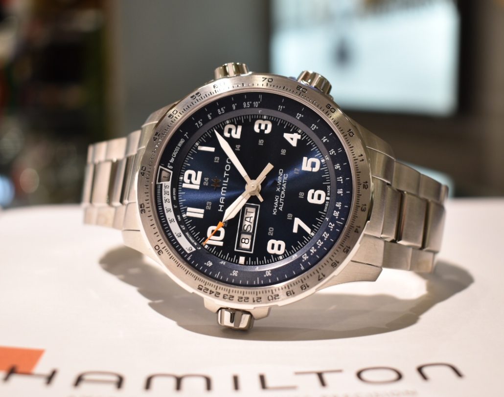 洗練のブルー！Hamilton カーキ アビエーション X-WIND DAY DATE AUTO